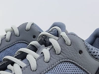 Paar sneakers, maat 40 2/3 adidas, yeezy boost 700 gw0296 - afbeelding 5 van  10
