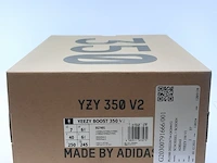 Paar sneakers, maat 40 adidas, yeezy boost 350 v2 eg7491 - afbeelding 2 van  10