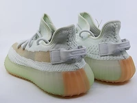 Paar sneakers, maat 40 adidas, yeezy boost 350 v2 eg7491 - afbeelding 7 van  10