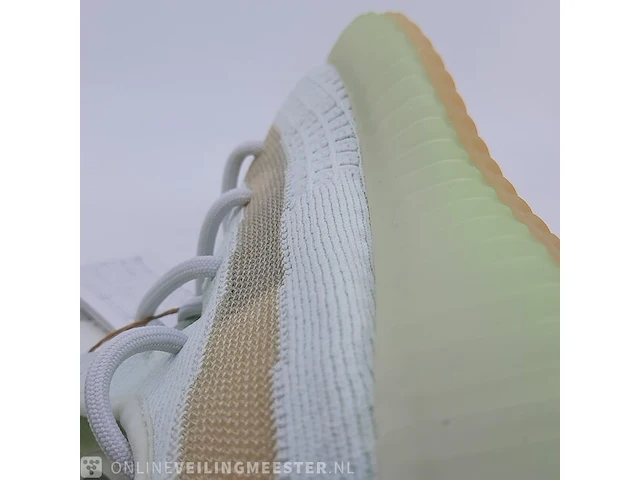 Paar sneakers, maat 40 adidas, yeezy boost 350 v2 eg7491 - afbeelding 9 van  10