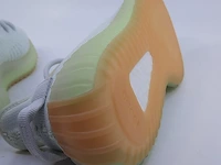 Paar sneakers, maat 40 adidas, yeezy boost 350 v2 eg7491 - afbeelding 10 van  10