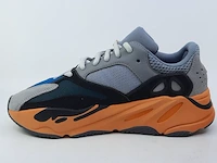 Paar sneakers, maat 40 adidas, yeezy boost 700 gw0296 - afbeelding 6 van  10