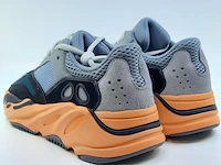 Paar sneakers, maat 40 adidas, yeezy boost 700 gw0296 - afbeelding 7 van  10