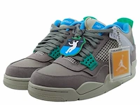 Paar sneakers, maat 40 air jordan, air jordan 4 retro 4 sp dj5718-242 - afbeelding 1 van  27