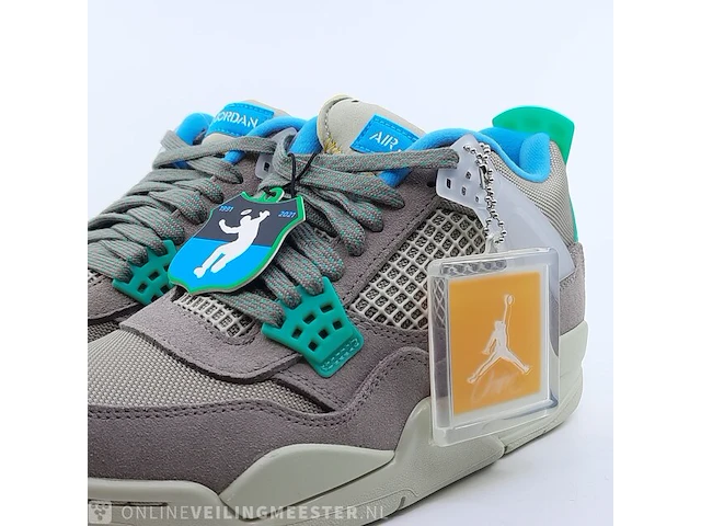 Paar sneakers, maat 40 air jordan, air jordan 4 retro 4 sp dj5718-242 - afbeelding 22 van  27