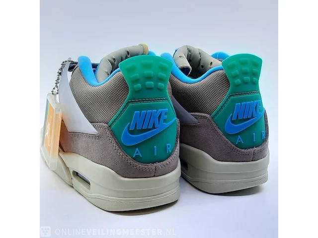 Paar sneakers, maat 40 air jordan, air jordan 4 retro 4 sp dj5718-242 - afbeelding 27 van  27