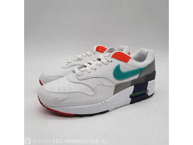 Paar sneakers, maat 40 nike, air max cw6541-100 - afbeelding 1 van  8