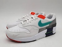 Paar sneakers, maat 40 nike, air max cw6541-100