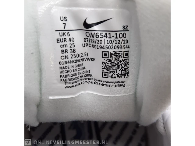 Paar sneakers, maat 40 nike, air max cw6541-100 - afbeelding 8 van  8