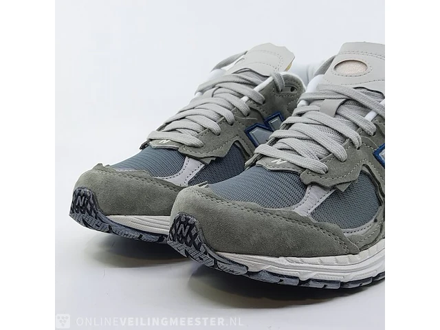 Paar sneakers, maat 41 1/2 new balance, 2002r/m2002rdd - afbeelding 3 van  10