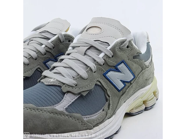 Paar sneakers, maat 41 1/2 new balance, 2002r/m2002rdd - afbeelding 4 van  10