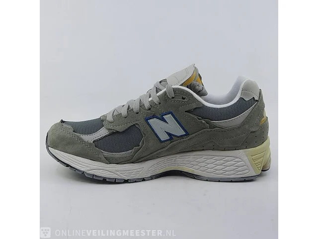 Paar sneakers, maat 41 1/2 new balance, 2002r/m2002rdd - afbeelding 6 van  10