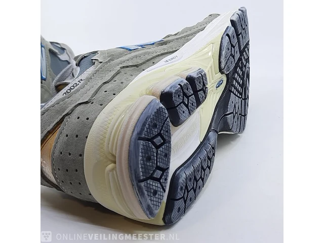Paar sneakers, maat 41 1/2 new balance, 2002r/m2002rdd - afbeelding 10 van  10