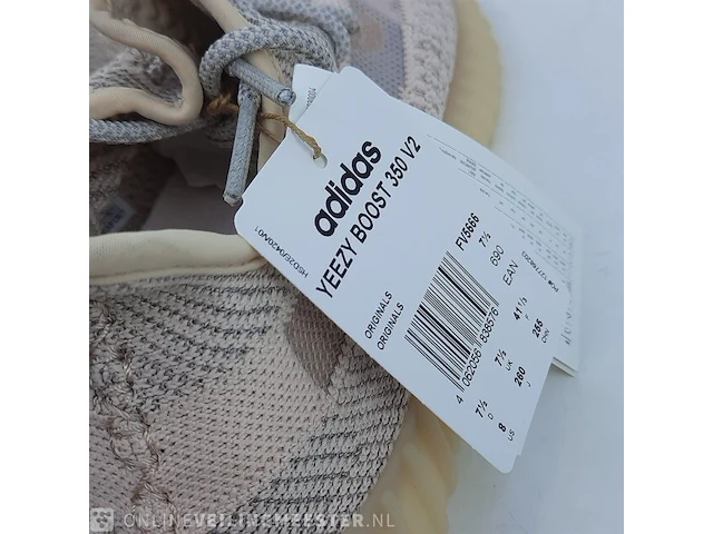 Paar sneakers, maat 41 1/3 adidas, yeezy boost 350 v2 fv5666 - afbeelding 8 van  10