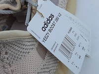 Paar sneakers, maat 41 1/3 adidas, yeezy boost 350 v2 fv5666 - afbeelding 8 van  10