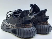 Paar sneakers, maat 41 1/3 adidas, yeezy boost 350 v2 - afbeelding 7 van  10