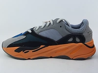 Paar sneakers, maat 41 1/3 adidas, yeezy boost 700 gw0296 - afbeelding 5 van  9