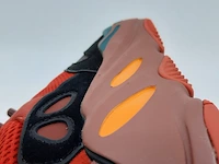 Paar sneakers, maat 41 1/3 adidas, yeezy boost 700 hq6979 - afbeelding 9 van  10