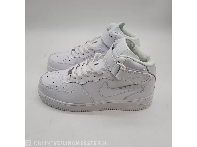 Paar sneakers, maat 41 nike, air force 1 mid '07 - afbeelding 4 van  10