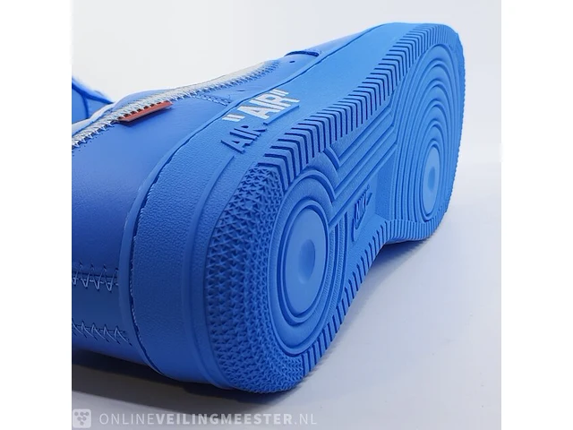 Paar sneakers, maat 41 nike, air force one virgil '07 - ci1173-400 - afbeelding 3 van  26