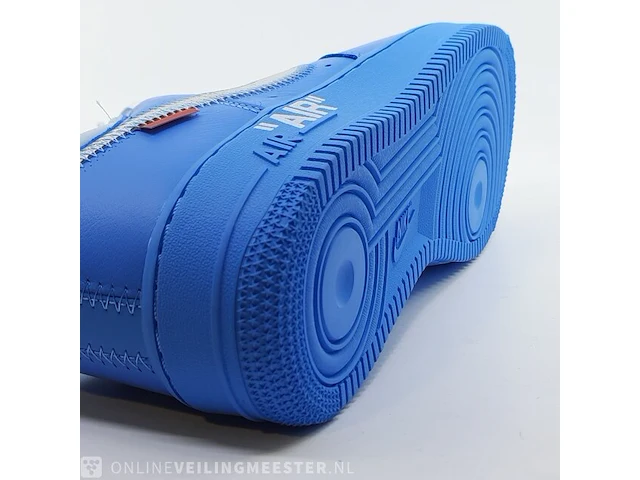 Paar sneakers, maat 41 nike, air force one virgil '07 - ci1173-400 - afbeelding 16 van  26