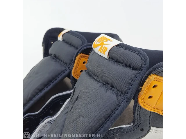 Paar sneakers, maat 41 nike, air jordan 1 retro high og - 555088-711 - afbeelding 6 van  11