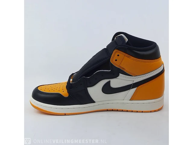 Paar sneakers, maat 41 nike, air jordan 1 retro high og - 555088-711 - afbeelding 7 van  11