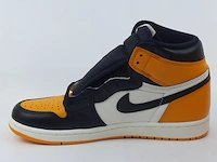 Paar sneakers, maat 41 nike, air jordan 1 retro high og - 555088-711 - afbeelding 7 van  11