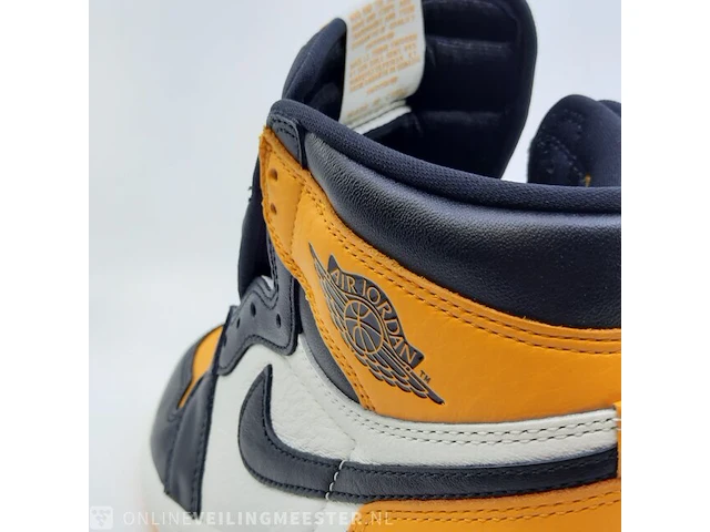 Paar sneakers, maat 41 nike, air jordan 1 retro high og - 555088-711 - afbeelding 9 van  11