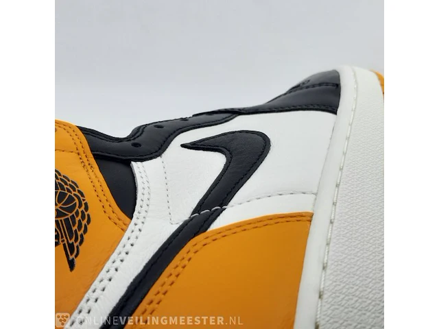 Paar sneakers, maat 41 nike, air jordan 1 retro high og - 555088-711 - afbeelding 11 van  11