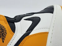 Paar sneakers, maat 41 nike, air jordan 1 retro high og - 555088-711 - afbeelding 11 van  11