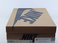 Paar sneakers, maat 41 nike, air jordan 1 zoom air ct0978-002 - afbeelding 2 van  10