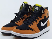 Paar sneakers, maat 41 nike, air jordan 1 zoom air ct0978-002