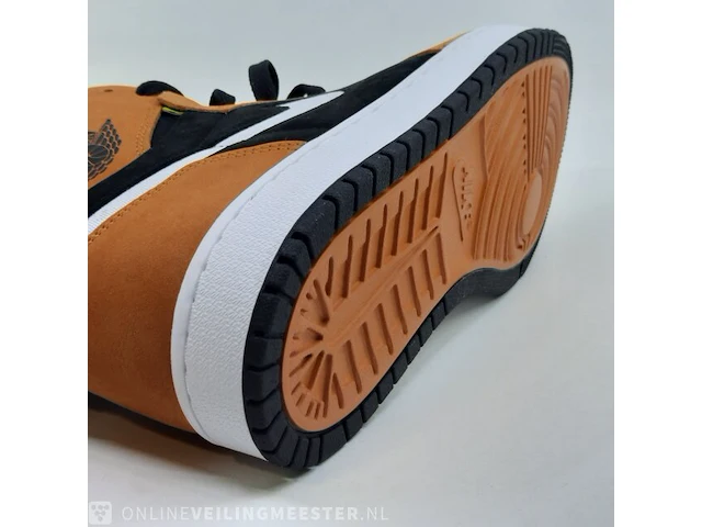 Paar sneakers, maat 41 nike, air jordan 1 zoom air ct0978-002 - afbeelding 10 van  10