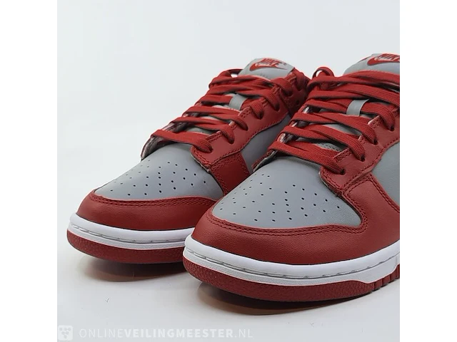 Paar sneakers, maat 41 nike, dunk low retro - dd1391-002 - afbeelding 3 van  10