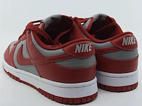 Paar sneakers, maat 41 nike, dunk low retro - dd1391-002 - afbeelding 7 van  10