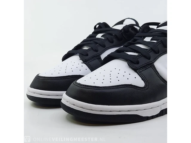Paar sneakers, maat 41 nike, dunk low retro - dd1391-100 - afbeelding 3 van  10