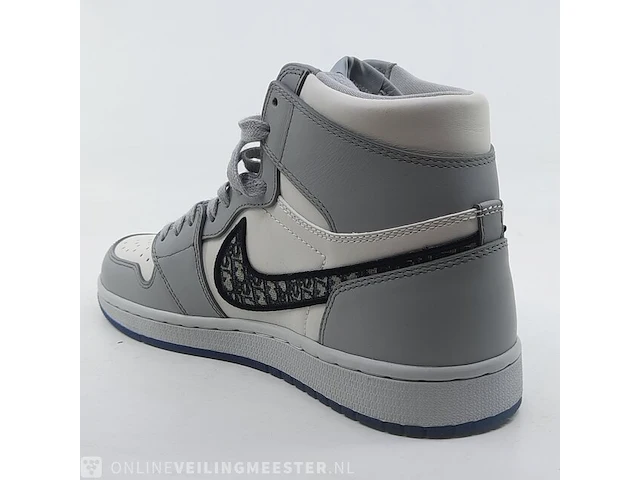 Paar sneakers, maat 41 nike, jordan 1 retro high dior cn8607-002 - afbeelding 6 van  28