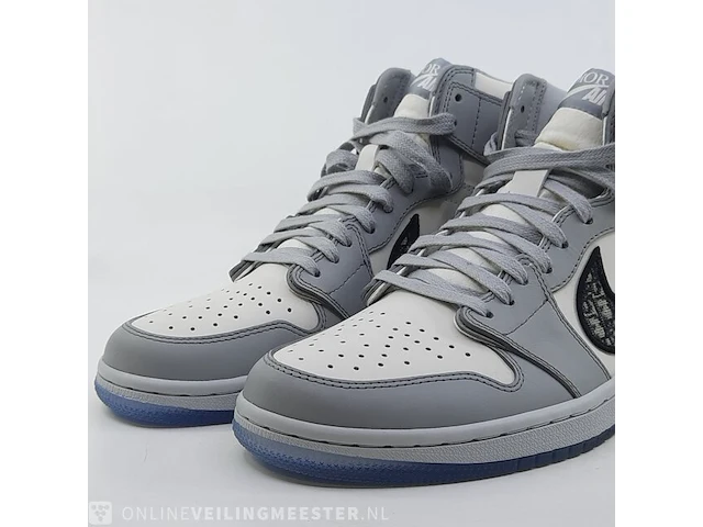 Paar sneakers, maat 41 nike, jordan 1 retro high dior cn8607-002 - afbeelding 22 van  28