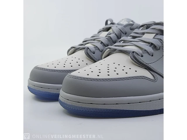 Paar sneakers, maat 41 nike, jordan 1 retro low dior cn8608-002 - afbeelding 23 van  31