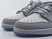 Paar sneakers, maat 41 nike, jordan 1 retro low dior cn8608-002 - afbeelding 23 van  31