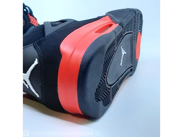 Paar sneakers, maat 42 1/2 air jordan, air jordan 4 retro ct852-016 - afbeelding 5 van  24