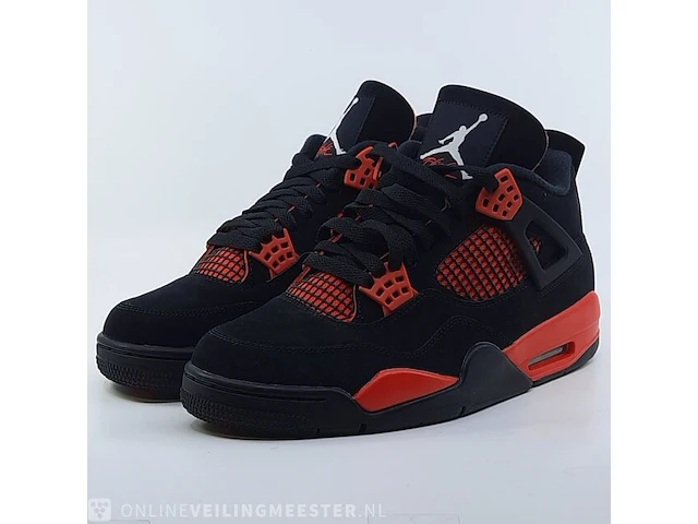 Paar sneakers, maat 42 1/2 air jordan, air jordan 4 retro ct852-016 - afbeelding 12 van  24