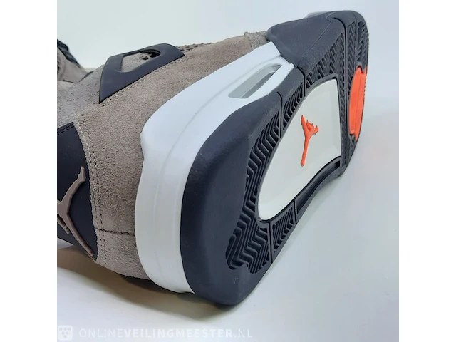 Paar sneakers, maat 42 1/2 air jordan, air jordan 4 retro db0732-200 - afbeelding 5 van  25
