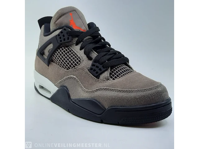 Paar sneakers, maat 42 1/2 air jordan, air jordan 4 retro db0732-200 - afbeelding 11 van  25