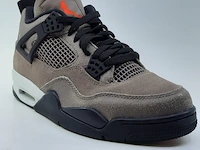 Paar sneakers, maat 42 1/2 air jordan, air jordan 4 retro db0732-200 - afbeelding 11 van  25