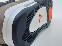 Paar sneakers, maat 42 1/2 air jordan, air jordan 4 retro db0732-200 - afbeelding 15 van  25