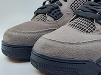 Paar sneakers, maat 42 1/2 air jordan, air jordan 4 retro db0732-200 - afbeelding 19 van  25