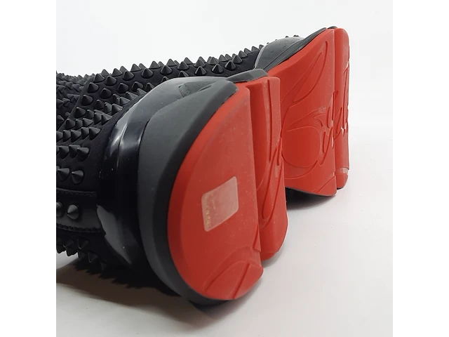 Paar sneakers, maat 42 1/2, christian louboutin - afbeelding 2 van  11