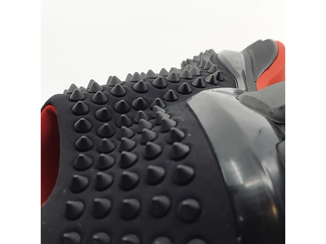 Paar sneakers, maat 42 1/2, christian louboutin - afbeelding 10 van  11